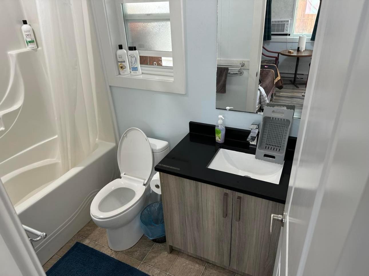 Guest Suite - Private Retreat - J-1 Abbotsford Luaran gambar